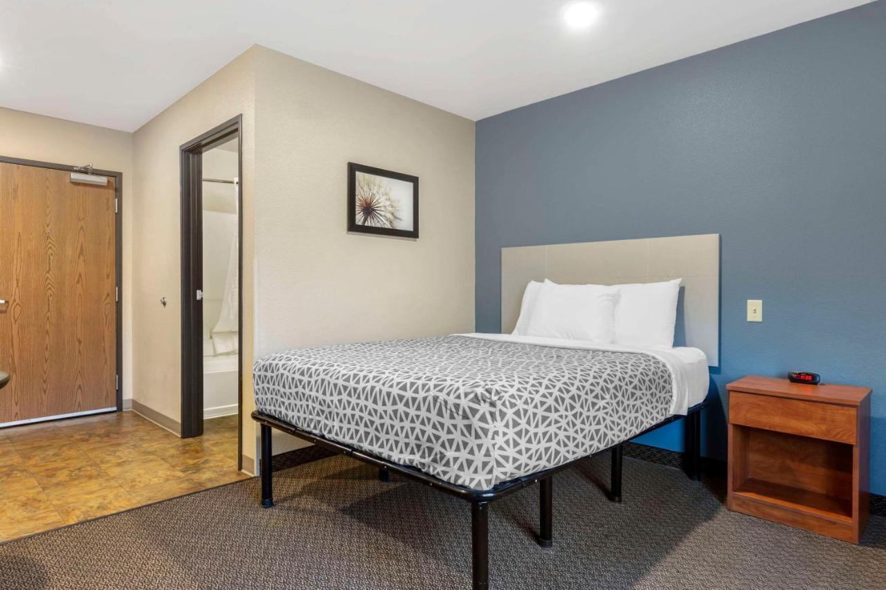 Woodspring Suites Raleigh Garner Edmondson Exteriér fotografie